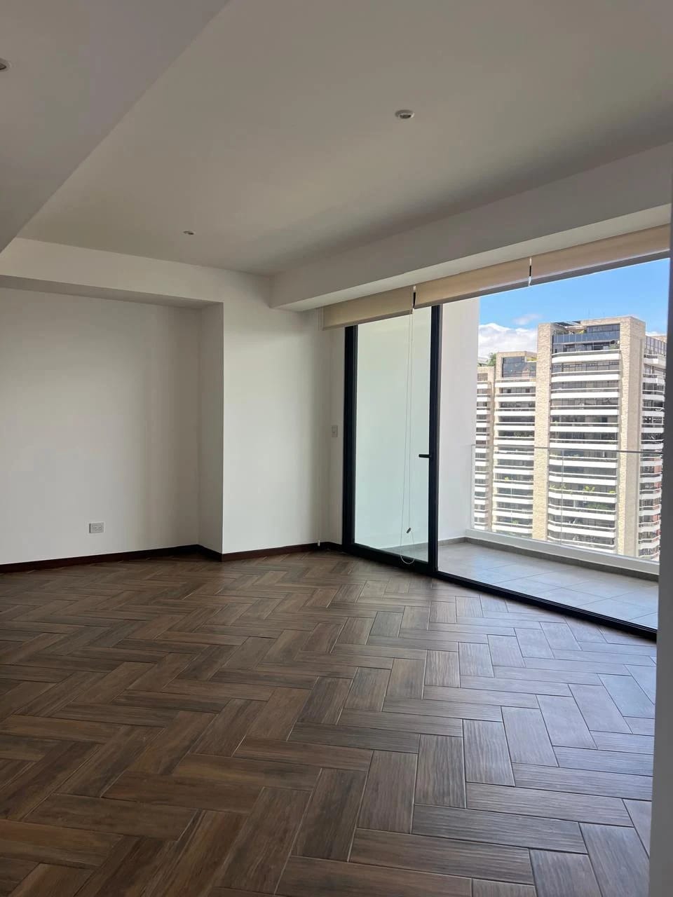 Apartamento en Venta | Edificio Naori, Zona 10 — Apartamento en Venta en Naori, Zona 10, Guatemala, Ciudad — foto 1 de 17
