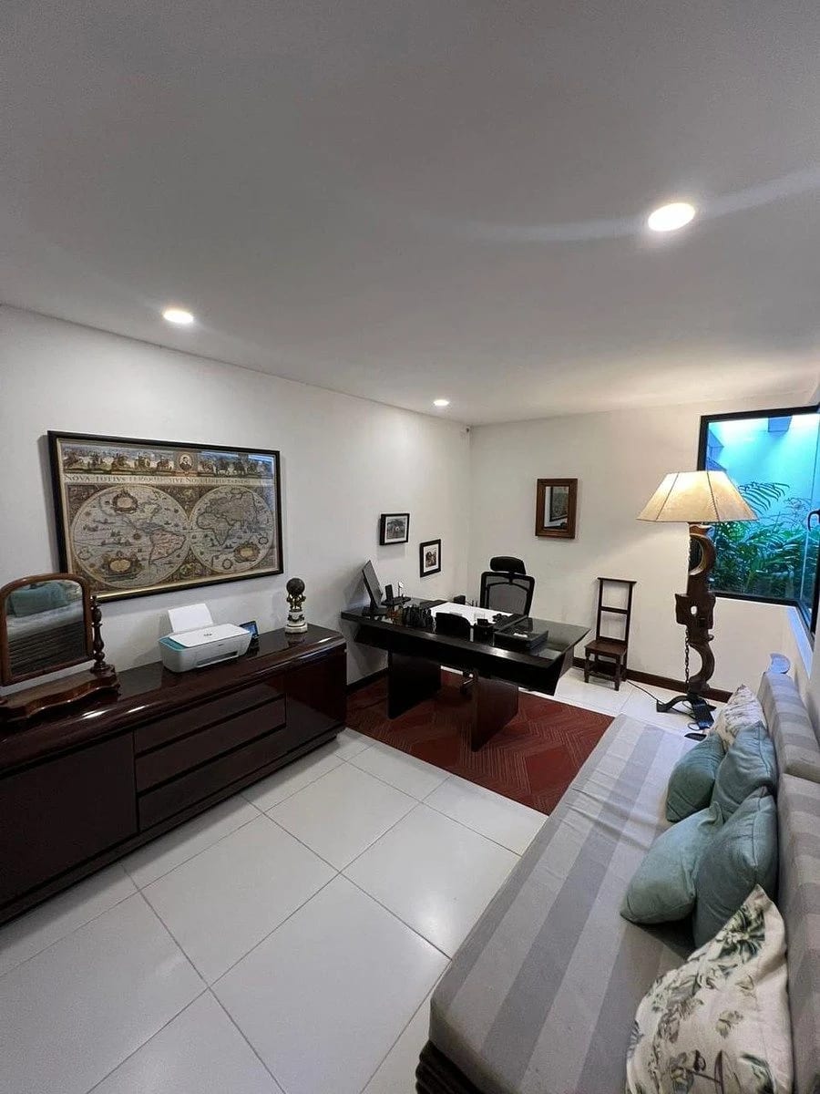 Vista Hermosa 1, Zona 15 | Moderna Casa, con Piscina y Amplios Espacio — Casa en Venta en Vista Hermosa I, Zona 15, Guatemala, Ciudad — foto 8 de 17