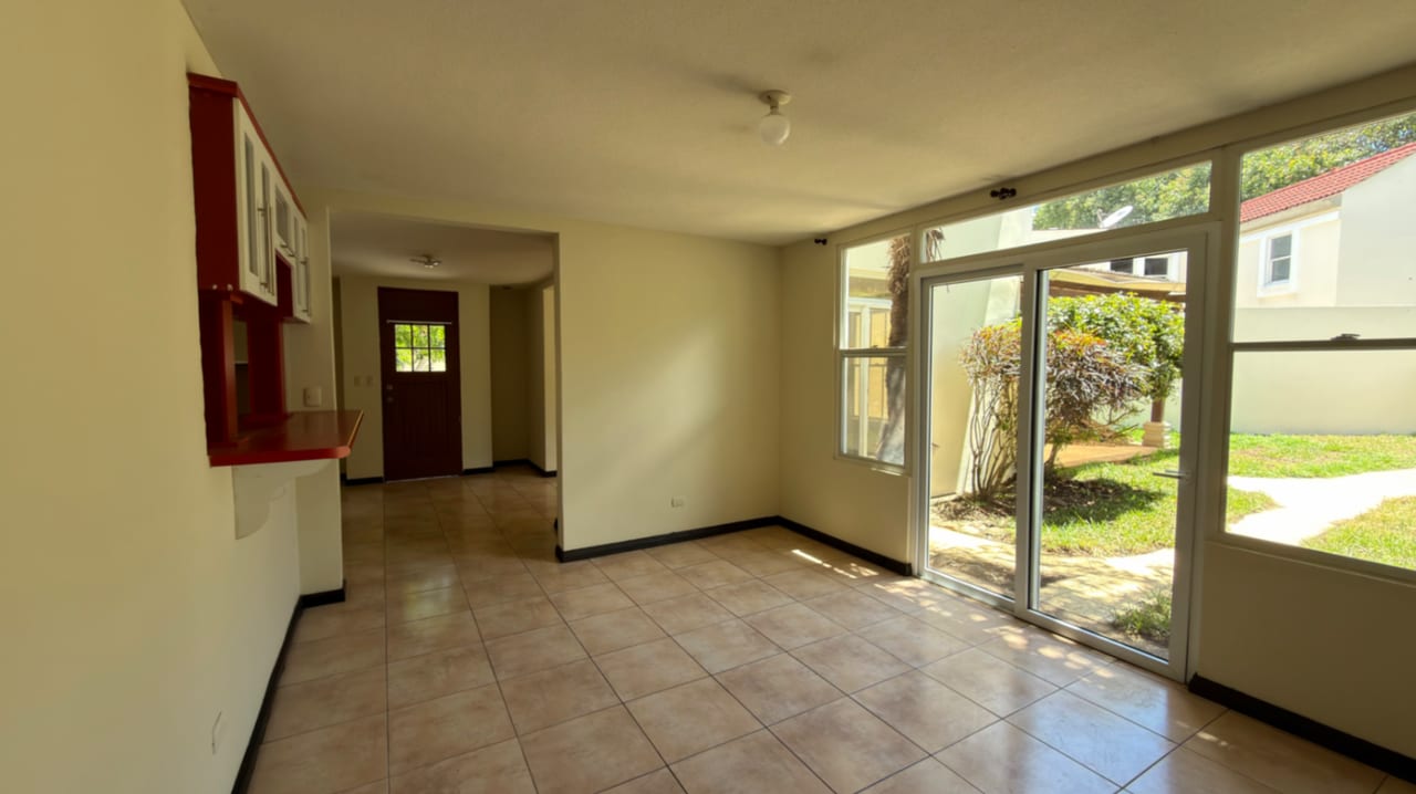 Casa en Renta Tipo Victoria Condadi Naranjo â Casa en Alquiler en Condado Naranjo, Zona 4 Mixco, Guatemala, Ciudad â foto 11 de 16
