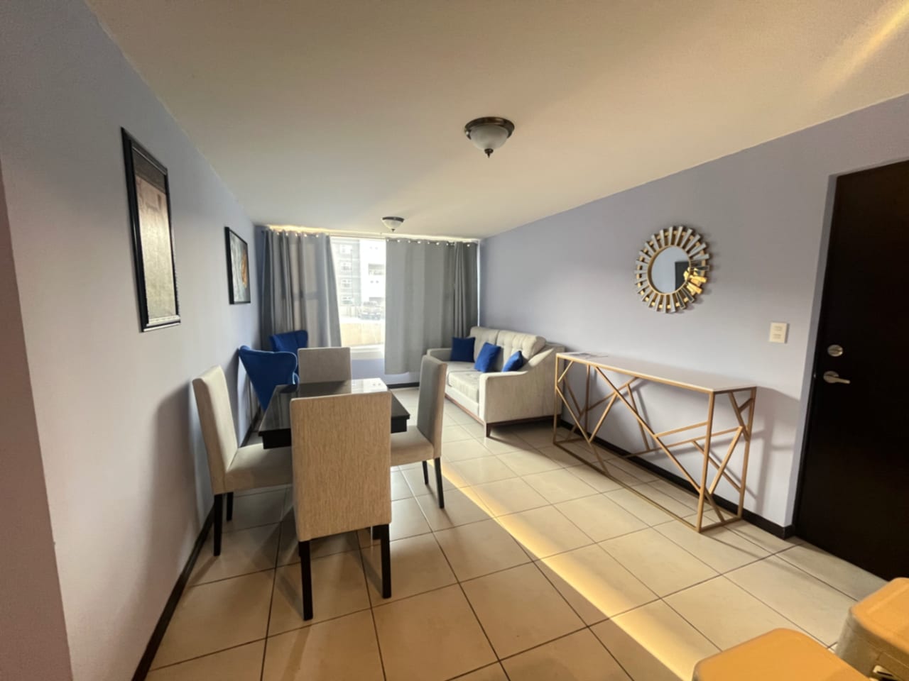 RENTA DE APARTAMENTO AMUEBLADO CONDADO NARANJO/ALEGRIA — Apartamento en Alquiler en Condado Naranjo, Zona 4 Mixco, Guatemala, Ciudad — foto 3 de 17
