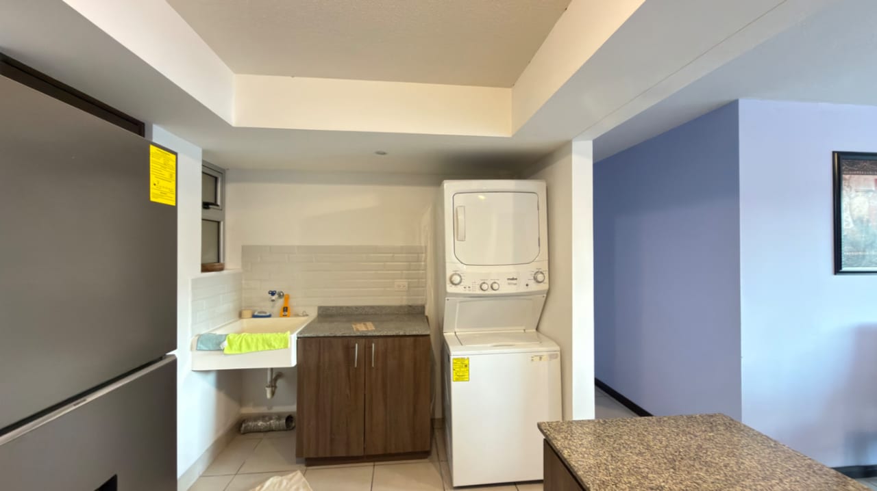 RENTA DE APARTAMENTO AMUEBLADO CONDADO NARANJO/ALEGRIA — Apartamento en Alquiler en Condado Naranjo, Zona 4 Mixco, Guatemala, Ciudad — foto 14 de 17