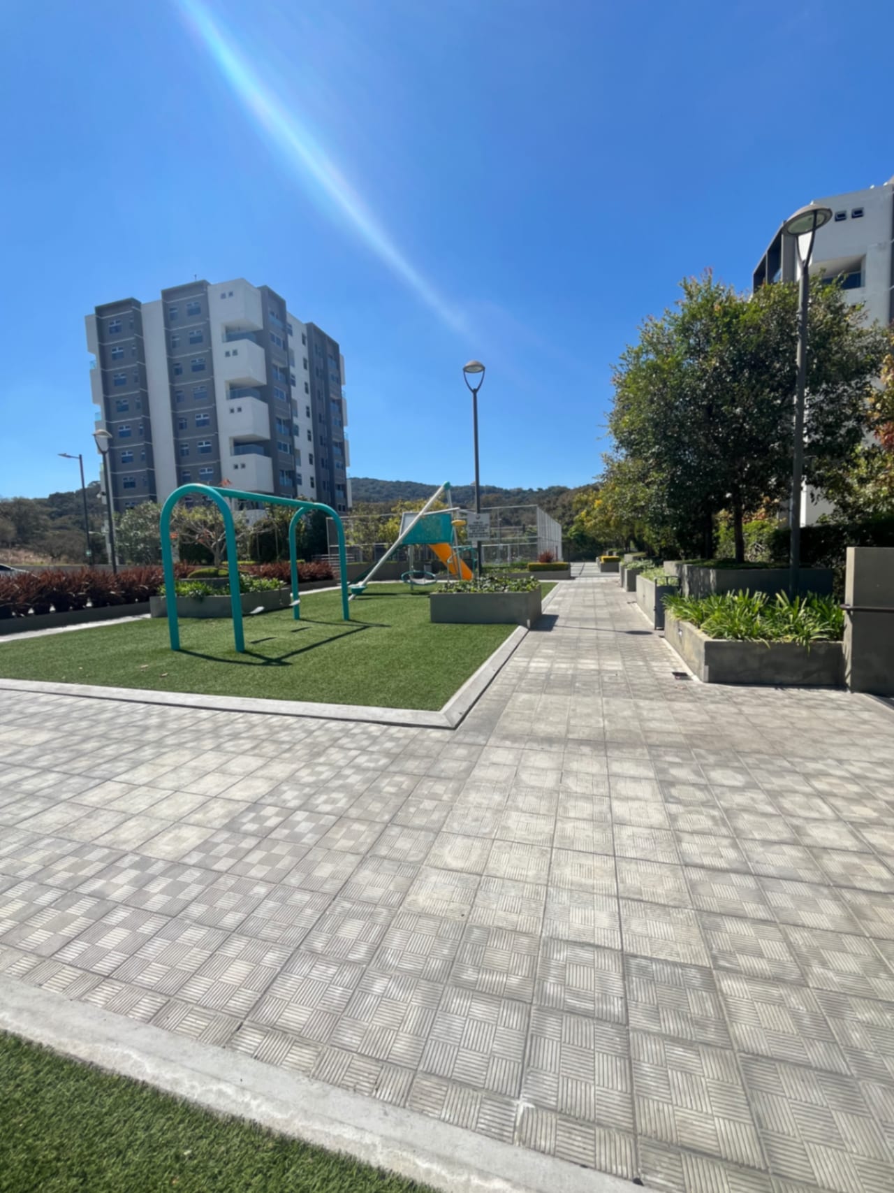 RENTA DE APARTAMENTO AMUEBLADO CONDADO NARANJO/ALEGRIA — Apartamento en Alquiler en Condado Naranjo, Zona 4 Mixco, Guatemala, Ciudad — foto 17 de 17