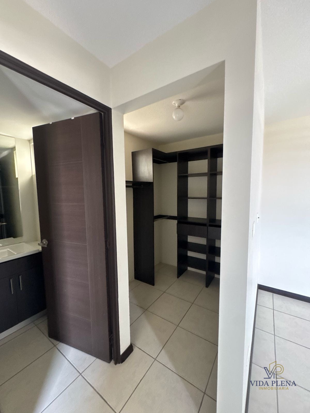 Apartamento en Venta/ Alegría/condado Naranjo — Apartamento en Venta en Condado Naranjo, Zona 4 Mixco, Guatemala, Ciudad — foto 6 de 9