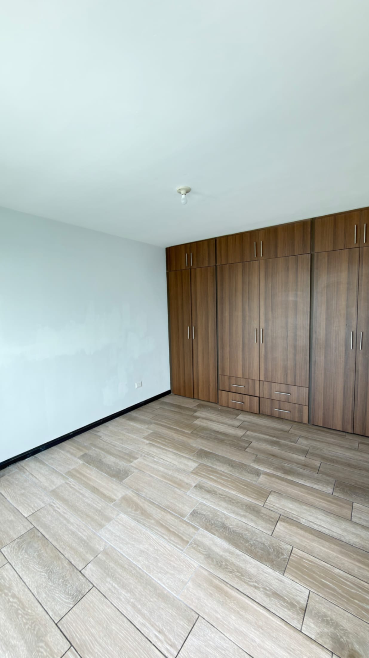 APARTAMENTO RENTA O VENTA SAKAI Z.1 MIXCO Carretera Interamericana — Apartamento en Venta en Sakai, Zona 1 Mixco, Guatemala, Ciudad — foto 5 de 10