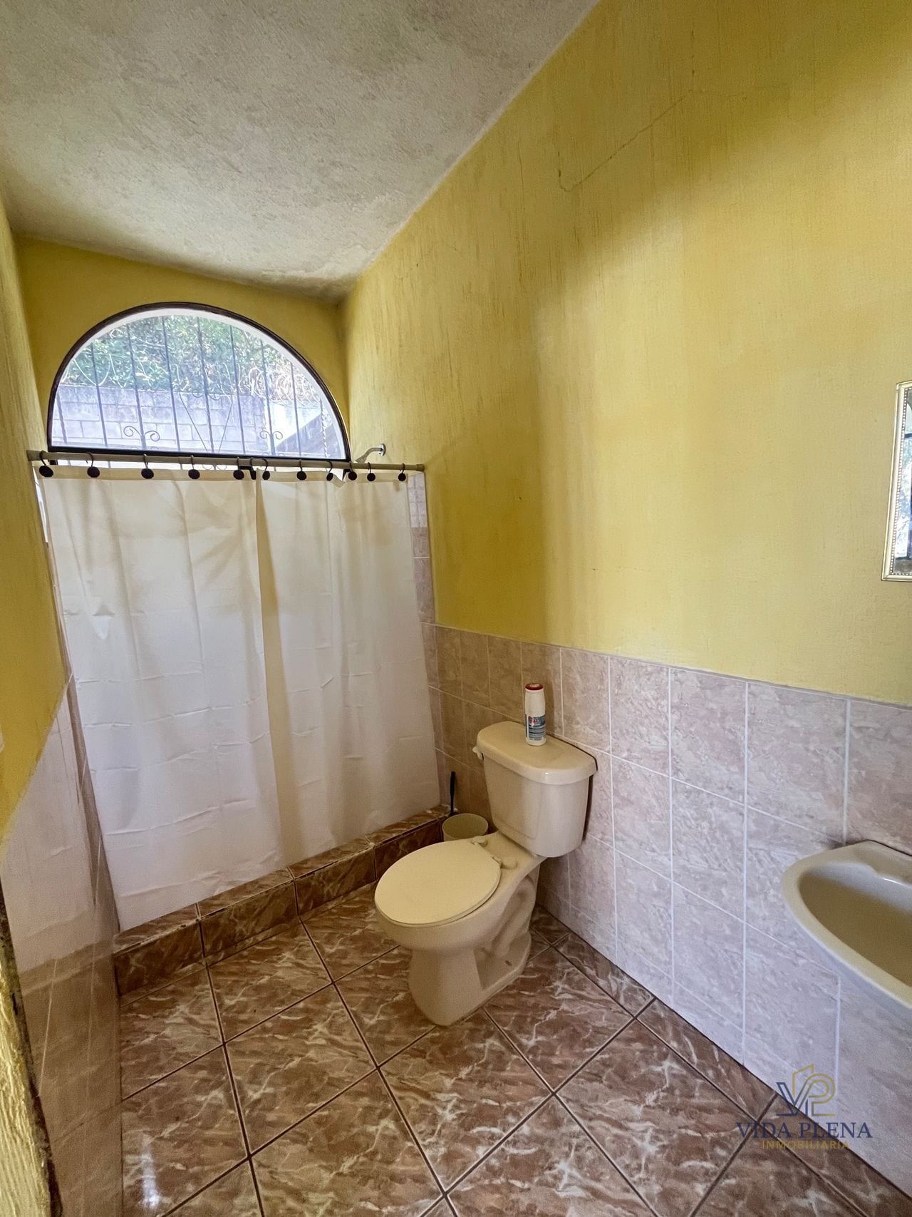 Venta de Casa en Residenciales Innsbruck/ Sumpango — Casa en Venta en Sumpango, Sacatepéquez — foto 12 de 15