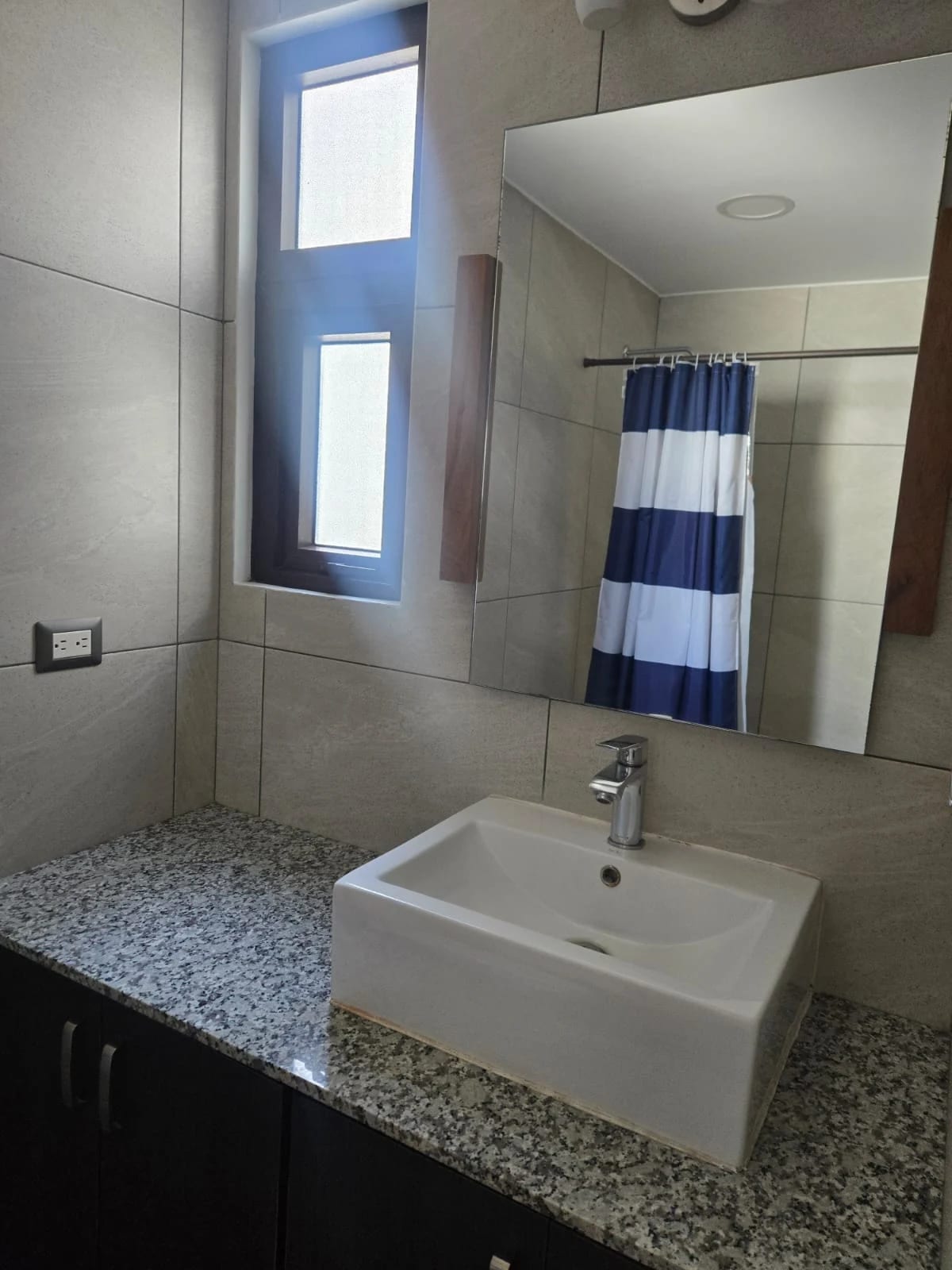 Apartamento en Edificio Tres15 zona 13 — Apartamento en Alquiler en Zona 14, Guatemala, Ciudad — foto 8 de 10