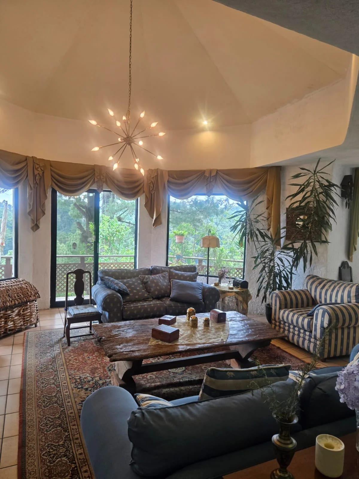 Casa con terreno ideal para desarrollar, dentro de Muxbal — Terreno en Venta en Muxbal, Guatemala, Ciudad — foto 1 de 6