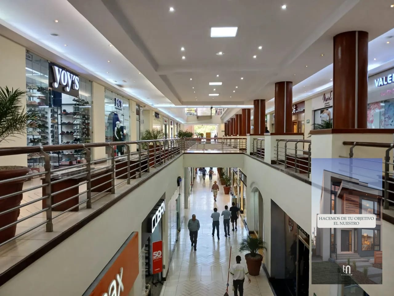 Local Comercial de 92 m² en Alquiler | C.C. Los Próceres Zona 10 — Local en Alquiler en Centro Comercial Los Próceres, Zona 10, Guatemala, Ciudad — foto 2 de 6