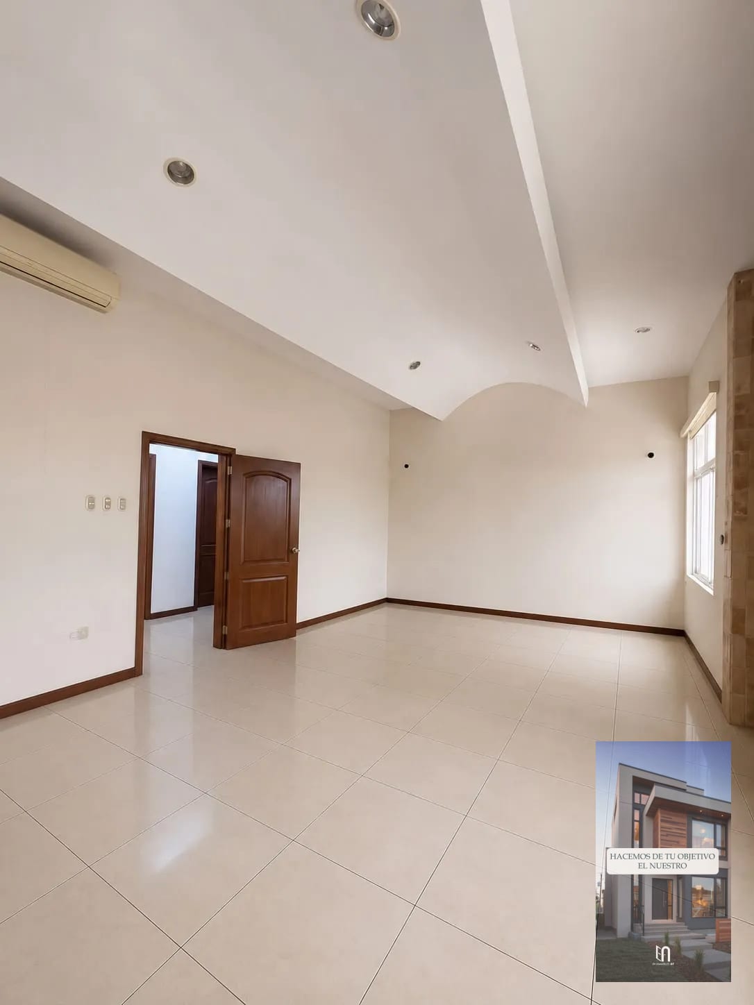 Casa en Alquiler para Oficina a Puerta Cerrada | Zona 15 | 260 m² — Casa en Alquiler en Vista Hermosa I, Zona 15, Guatemala, Ciudad — foto 1 de 7