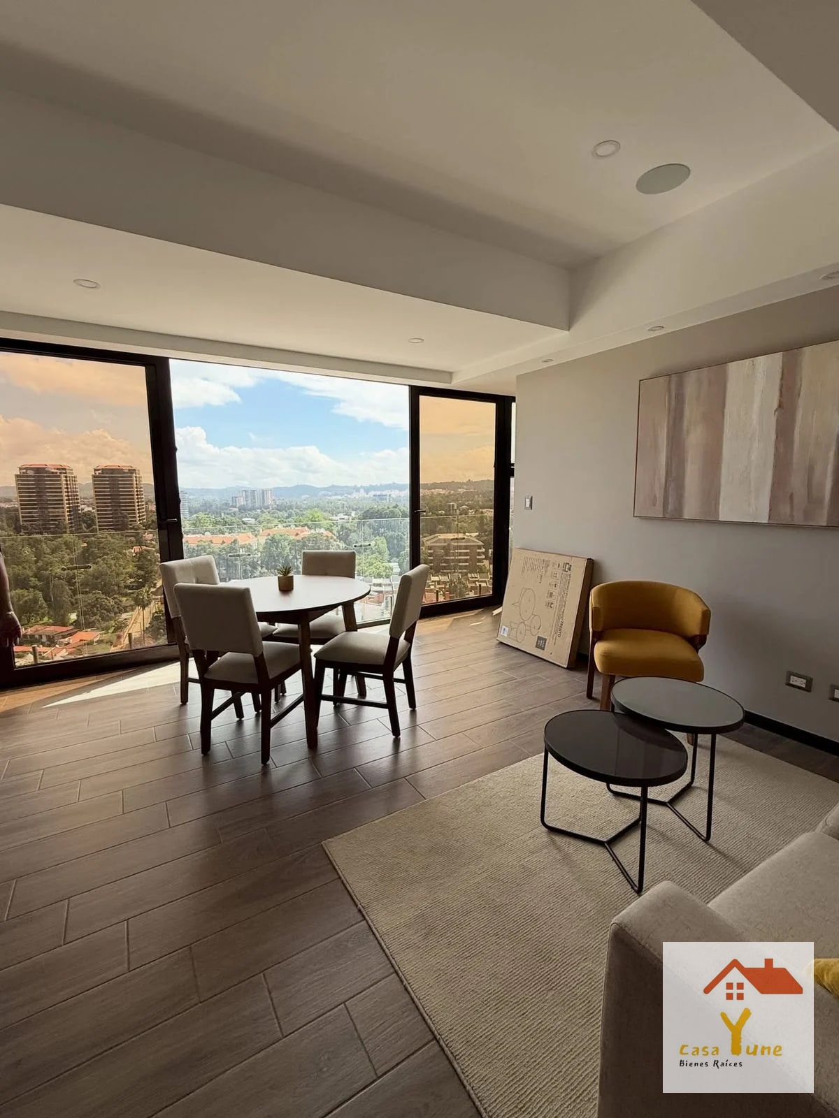 APARTAMENTO EN ALQUILER AMUEBLADO ZONA 10 NUEVO A ESTRENAR — Apartamento en Alquiler en Niko 10, Zona 10, Guatemala, Ciudad — foto 1 de 12