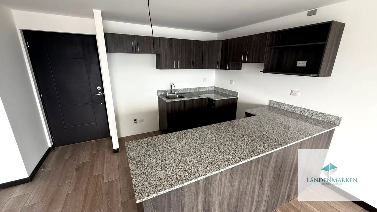 APARTAMENTO AMPLIO PARA ESTRENAR EN EDIFICIO PETÁPOLIS ZONA 12 — Apartamento en Alquiler en Petápolis, Zona 12, Guatemala, Ciudad — foto 7 de 16