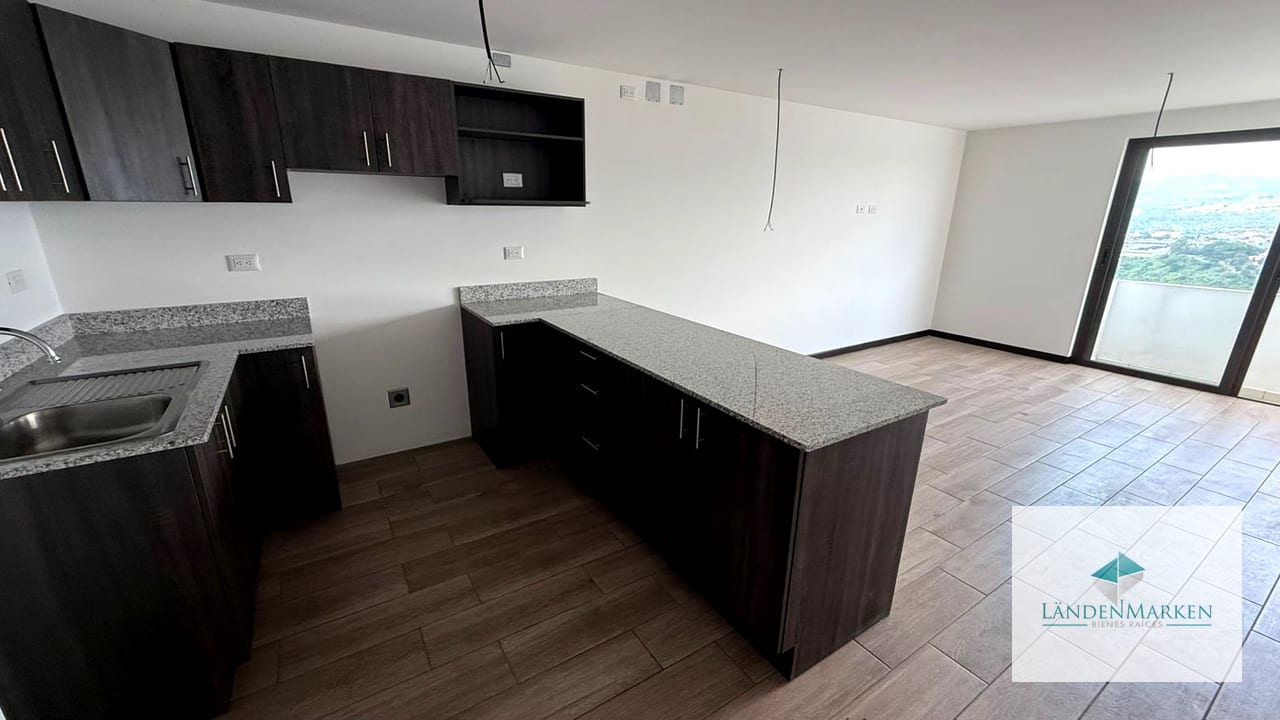 APARTAMENTO AMPLIO PARA ESTRENAR EN EDIFICIO PETÁPOLIS ZONA 12 — Apartamento en Alquiler en Petápolis, Zona 12, Guatemala, Ciudad — foto 11 de 16