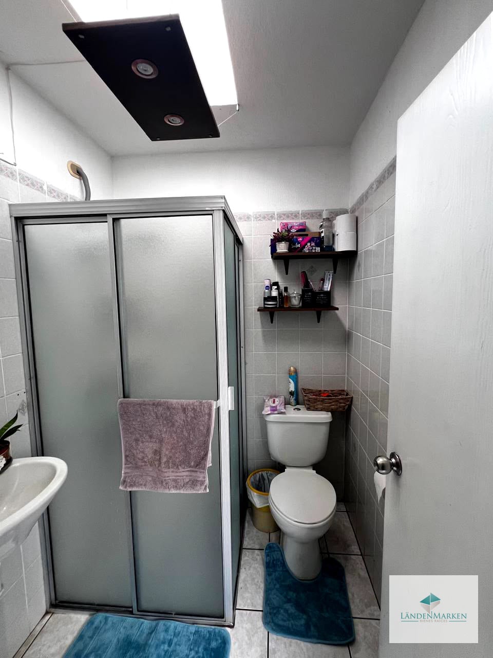 VENTA DE CASA DE UN NIVEL EN SAN CRISTOBAL ZONA 8 DE MIXCO SECTOR A3 — Casa en Venta en Zona 8 Mixco, Guatemala, Ciudad — foto 9 de 11