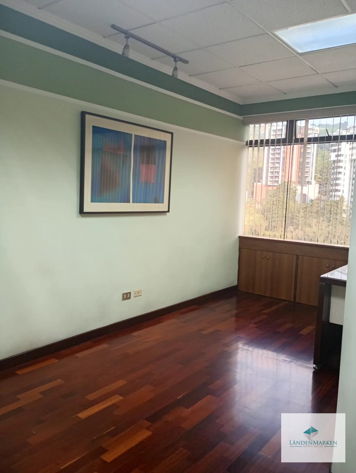 RENTA DE ESPACIO DE CLINICA EN MULTIMEDICA ZONA 15 — Clínica en Alquiler en Multimedica, Zona 15, Guatemala, Ciudad — foto 3 de 5