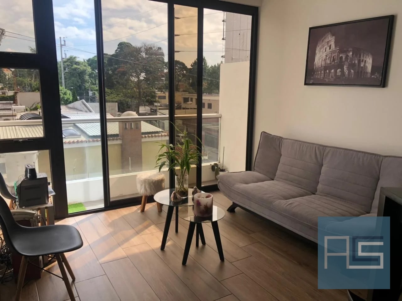 RENTA DE APARTAMENTO 1 HABiTACIÓN, AMUEBLADO EN VENTA EN ZONA 10 — Apartamento en Alquiler en Zona 10, Guatemala, Ciudad — foto 2 de 12