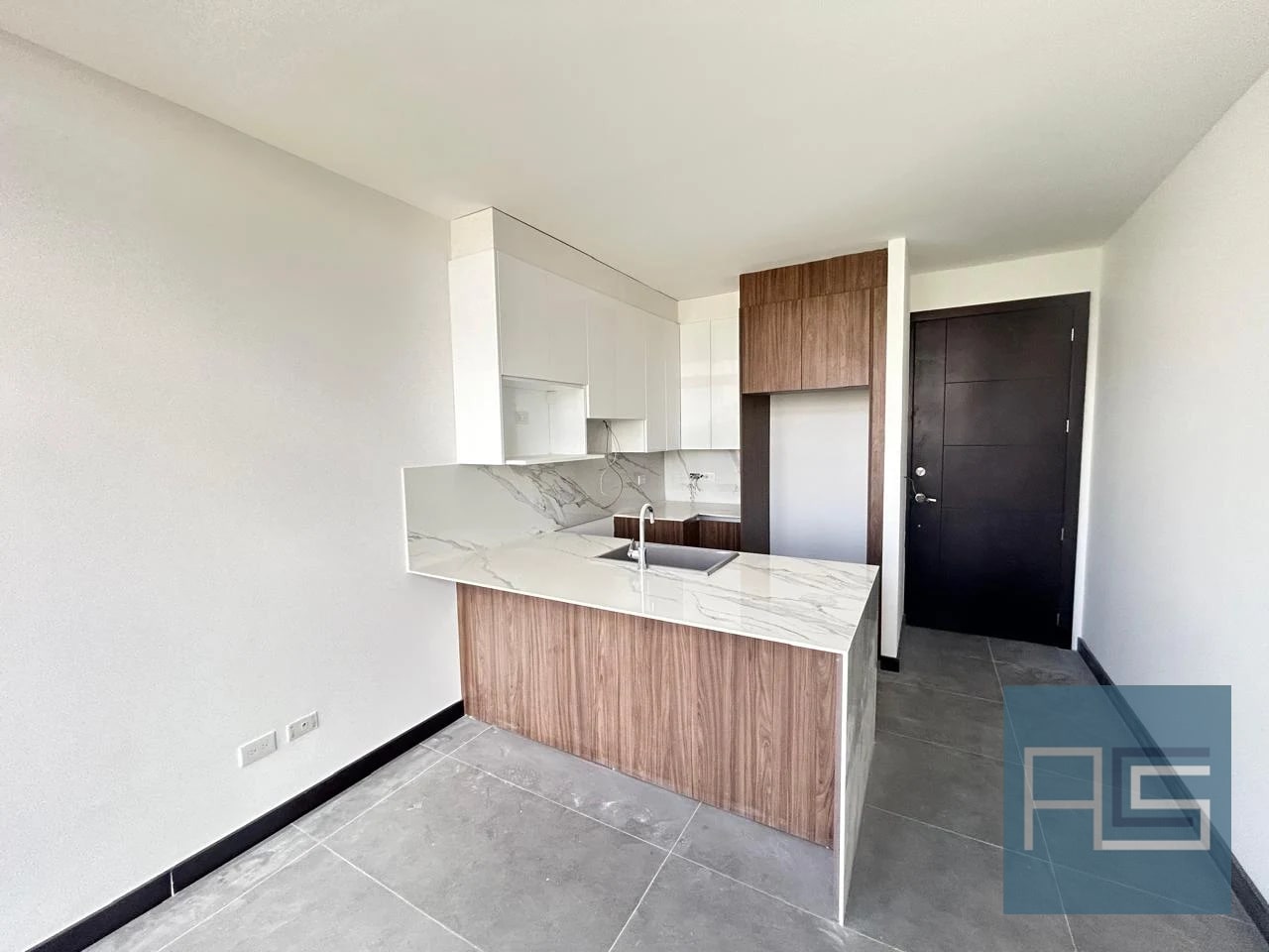 Moderno e iluminado apartamento en Alquiler para estrenar en Vista Hermosa II Zona 15 — Apartamento en Alquiler en Arles, Zona 15, Guatemala, Ciudad — foto 3 de 14