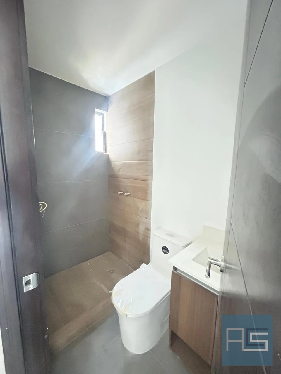 Moderno e iluminado apartamento en Alquiler para estrenar en Vista Hermosa II Zona 15 — Apartamento en Alquiler en Arles, Zona 15, Guatemala, Ciudad — foto 5 de 14
