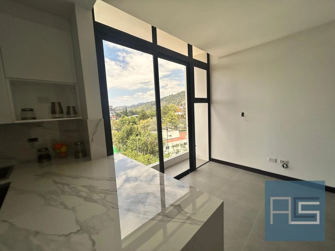 Moderno apartamento en Alquiler para estrenar en Vista Hermosa II Zona 15 — Apartamento en Alquiler en Arles, Zona 15, Guatemala, Ciudad — foto 2 de 14