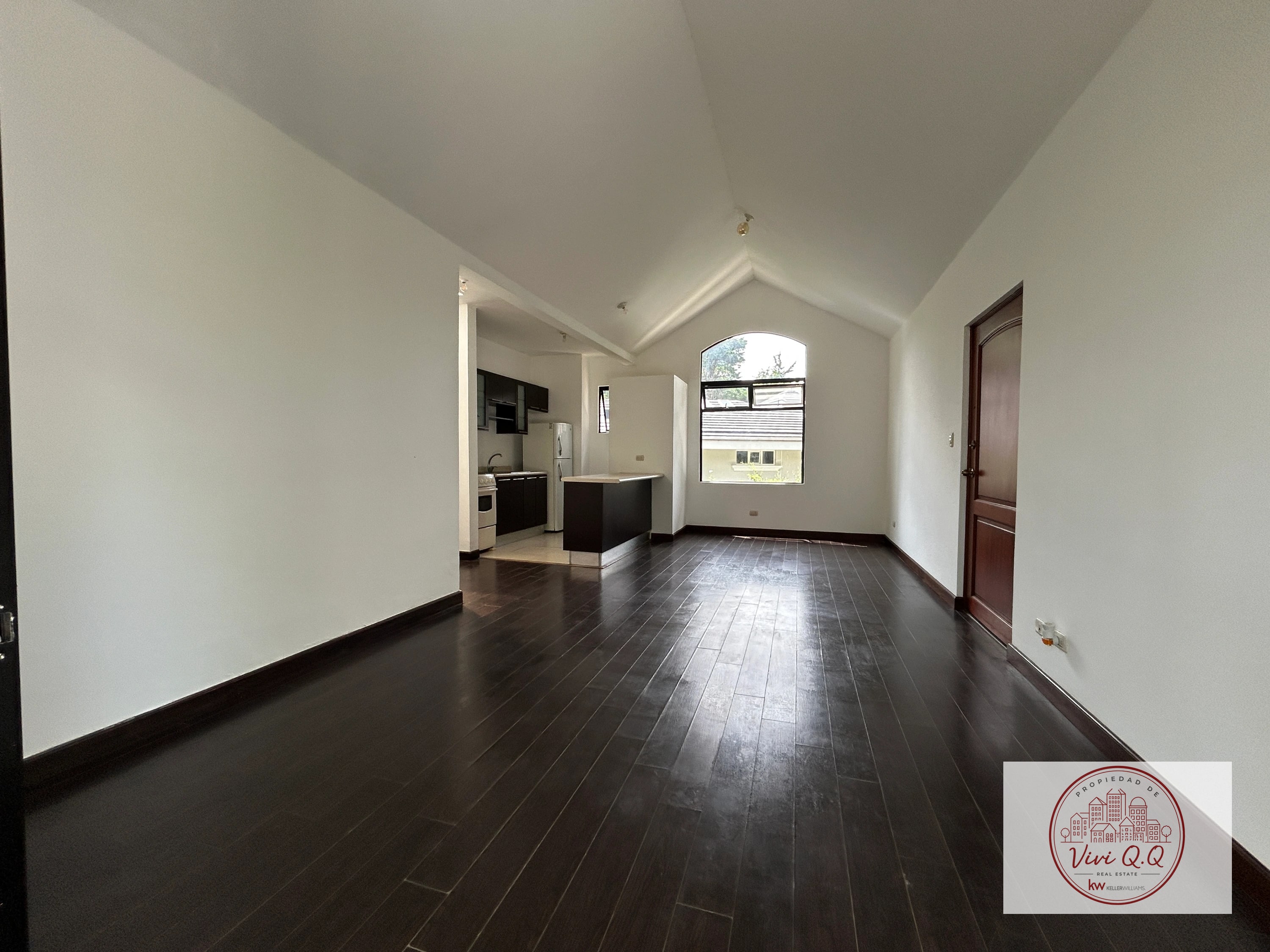 Apartamento en Renta cerca Sporta y UNIS — Apartamento en Alquiler en Villa Cafetto, Carretera a El Salvador, Guatemala, Ciudad — foto 2 de 16