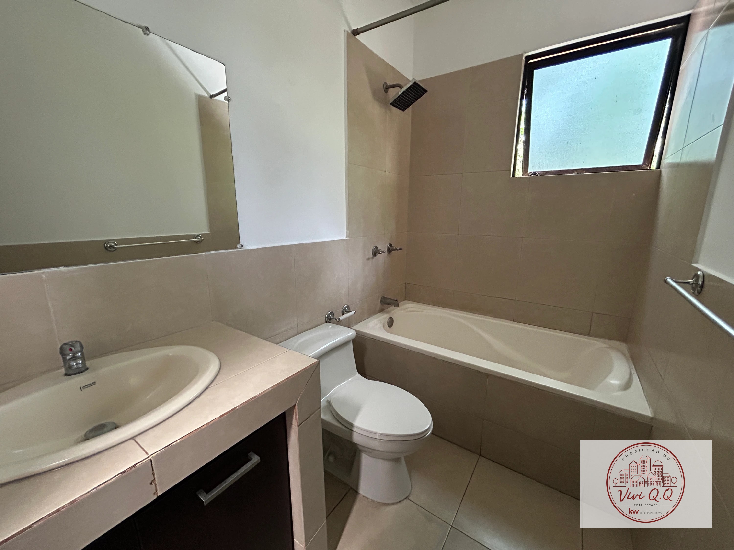Apartamento en Renta cerca Sporta y UNIS — Apartamento en Alquiler en Villa Cafetto, Carretera a El Salvador, Guatemala, Ciudad — foto 7 de 16