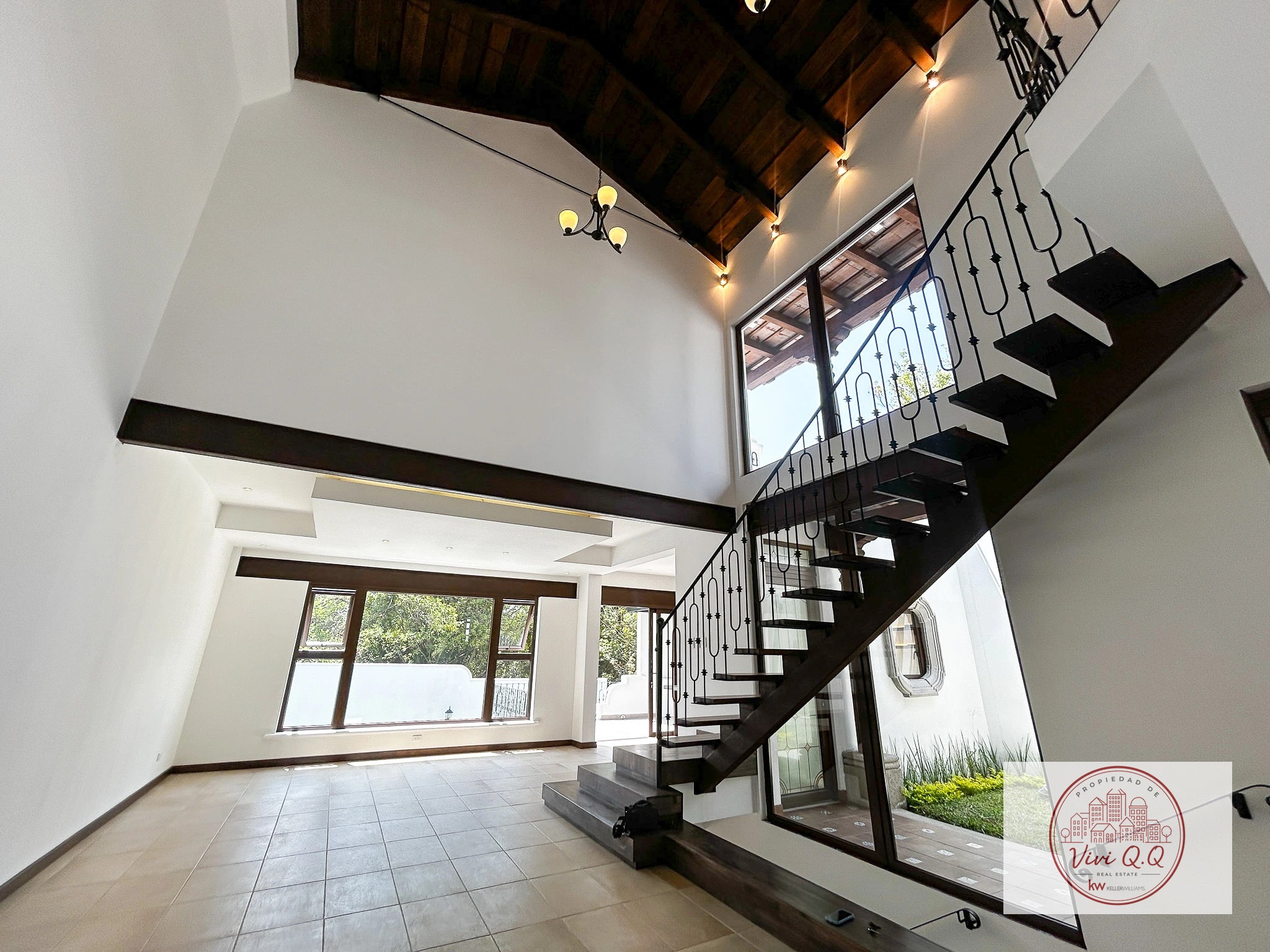 Casa en Venta en Antigua Guatemala — Casa vacacional en Venta en Hacienda del comendador, San Miguel Dueñas, Sacatepéquez — foto 4 de 17