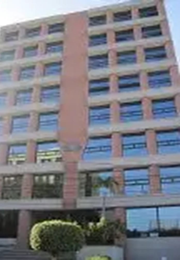 Oficina en venta — Oficina en Venta en Zona 9, Guatemala, Ciudad — foto 1 de 11