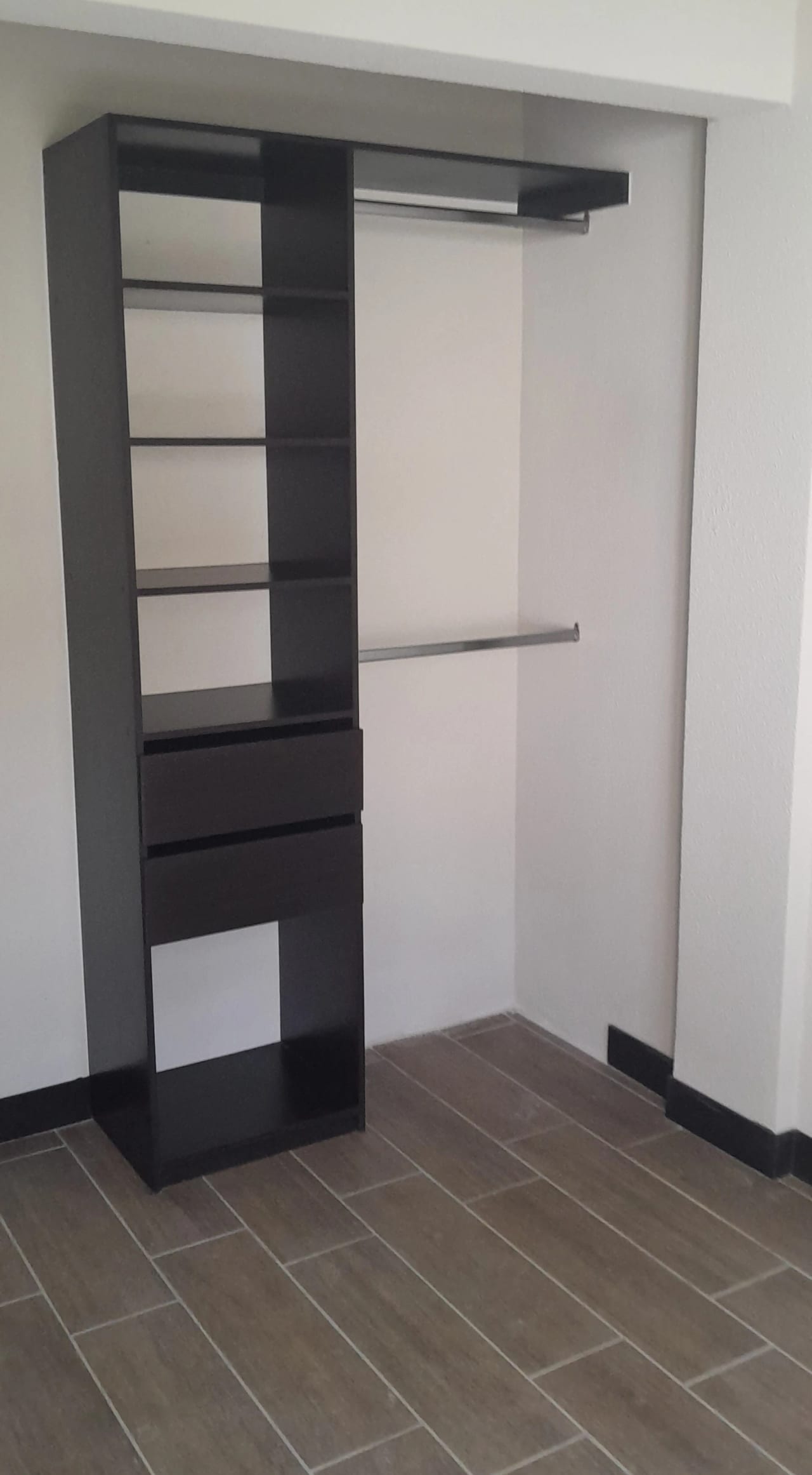 CASA EN RENTA APARTAMENTOS MONET SANTA CATARINA PINULA CAES — Casa en Alquiler en Carretera a El Salvador, Guatemala, Ciudad — foto 10 de 17