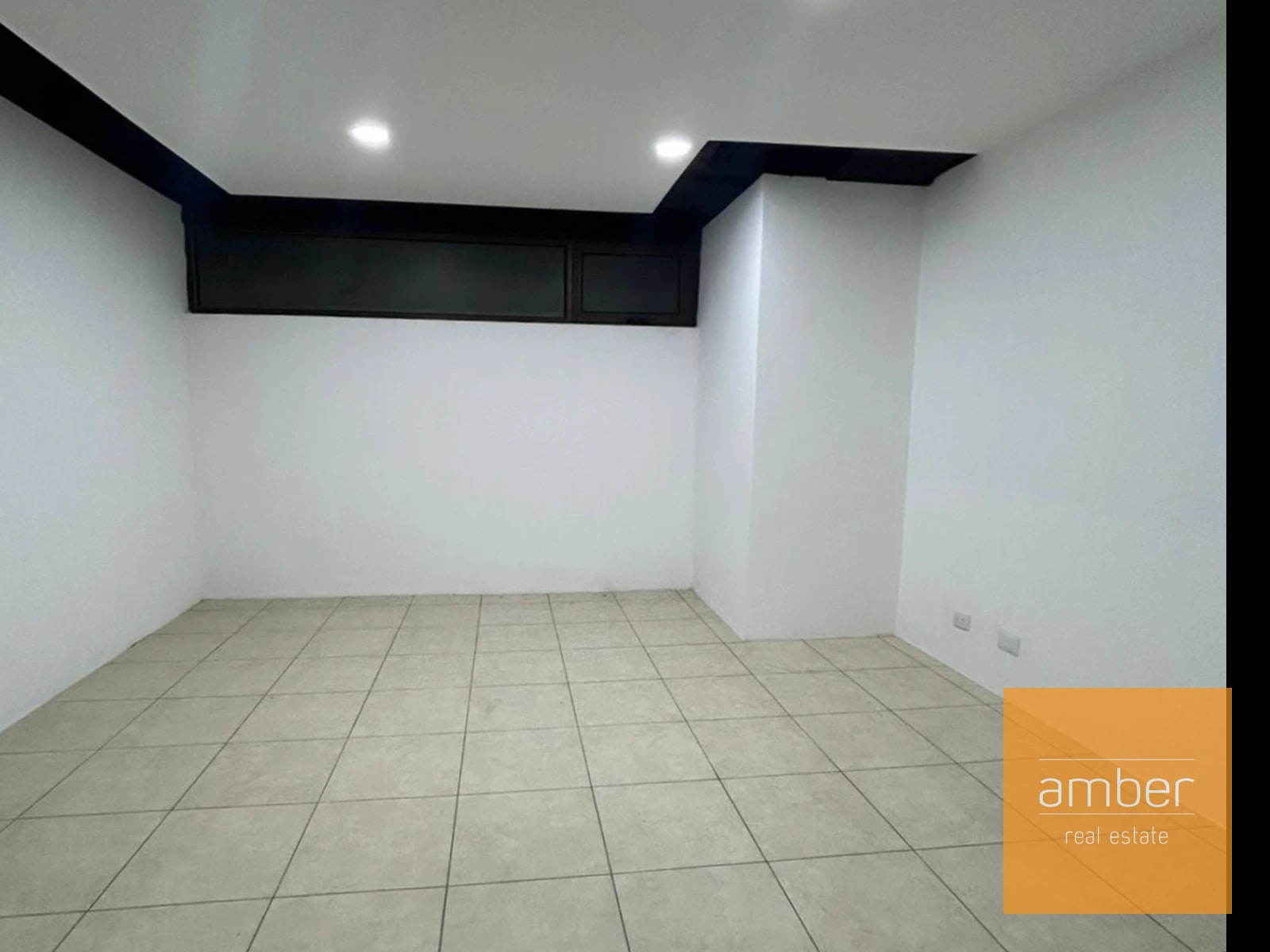 Oficina en Géminis 10, zona 10 — Oficina en Alquiler en Géminis 10, Zona 10, Guatemala, Ciudad — foto 2 de 4