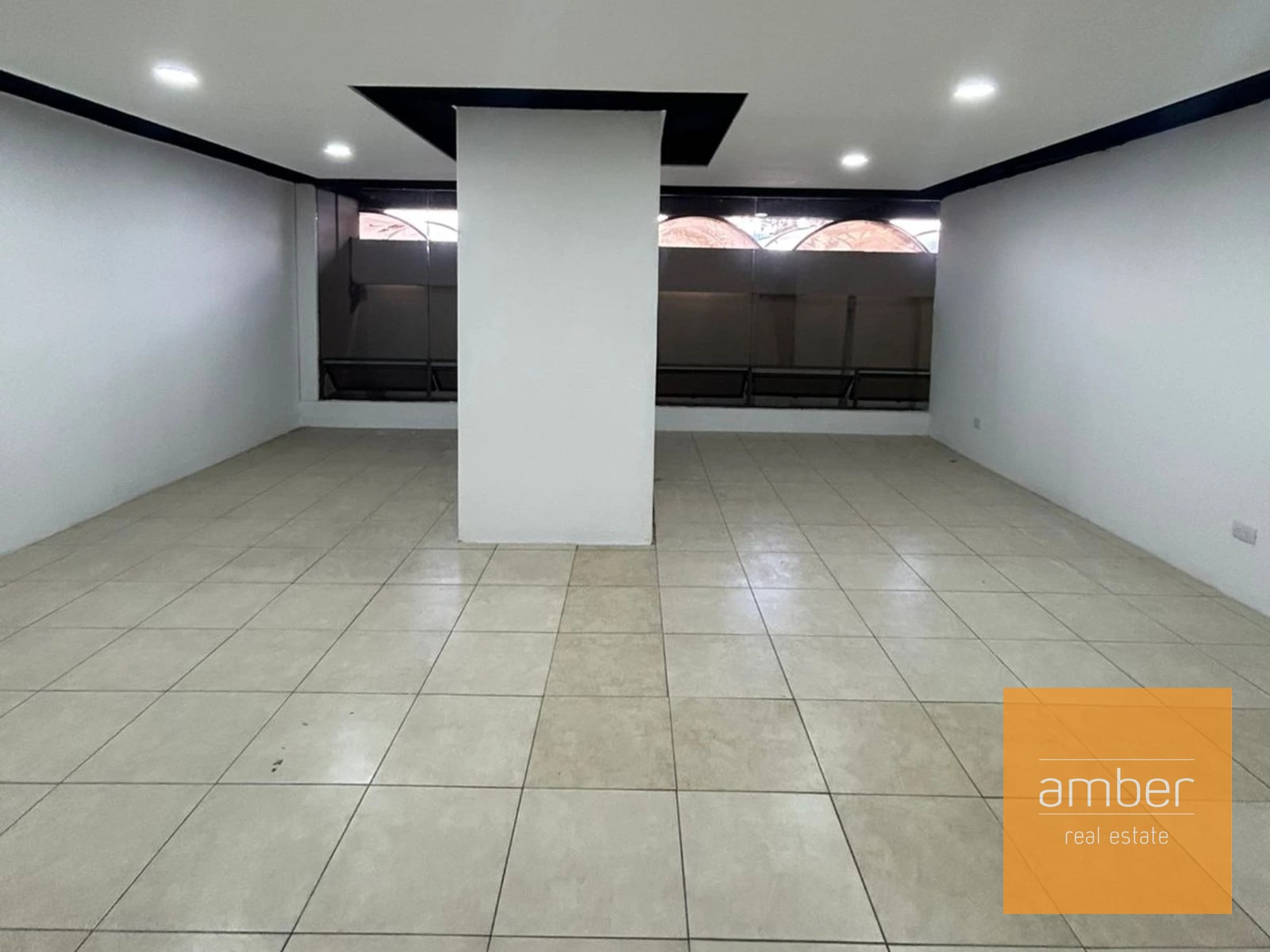 Oficina en Géminis 10, zona 10 — Oficina en Alquiler en Géminis 10, Zona 10, Guatemala, Ciudad — foto 3 de 4