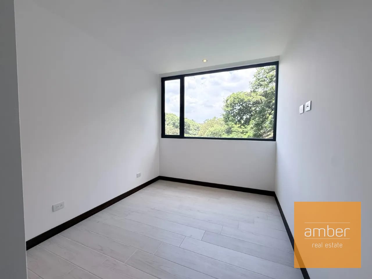 Apartamento en Spazio, zona 15 - Image 5