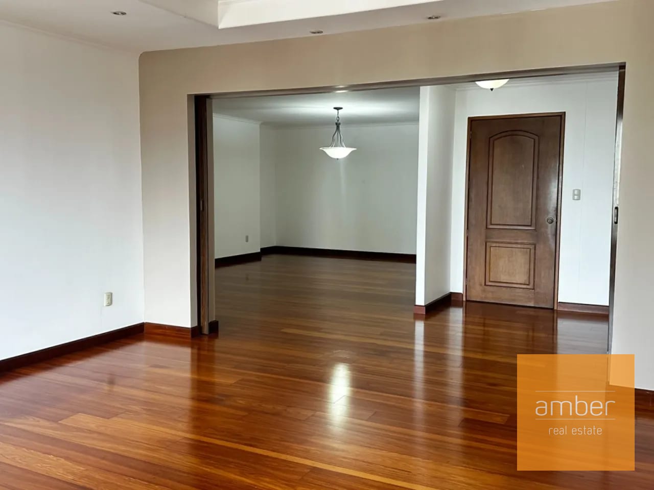Apartamento en Bellagio, zona 14 — Apartamento en Alquiler en Bellagio, Zona 14, Guatemala, Ciudad — foto 2 de 8