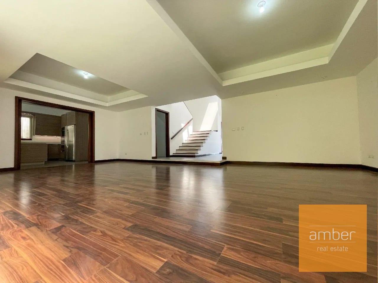 Casa en Lomas de San Isidro, zona 16 (copia) — Casa en Alquiler en Lomas de San Isidro, Zona 16, Guatemala, Ciudad — foto 3 de 11