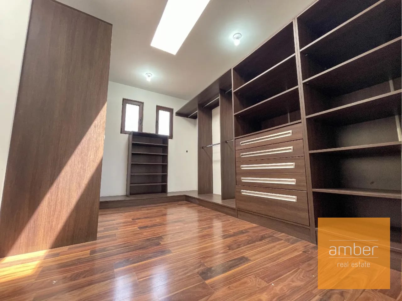 Casa en Lomas de San Isidro, zona 16 (copia) — Casa en Alquiler en Lomas de San Isidro, Zona 16, Guatemala, Ciudad — foto 7 de 11