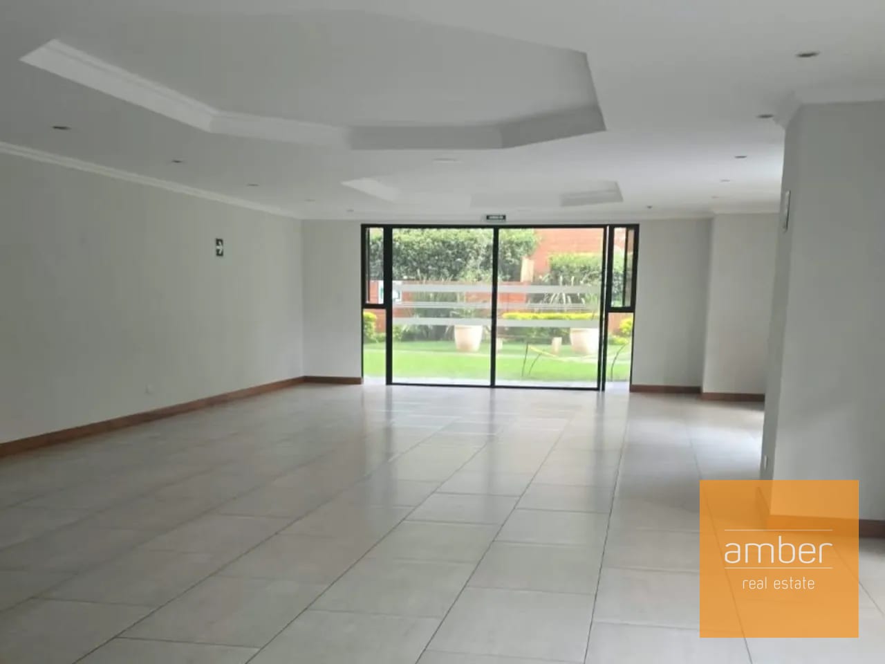 Apartamento amueblado en Almeira, zona 14 — Bodega / Ofibodega en Alquiler en Almeira, Zona 14, Guatemala, Ciudad — foto 6 de 7