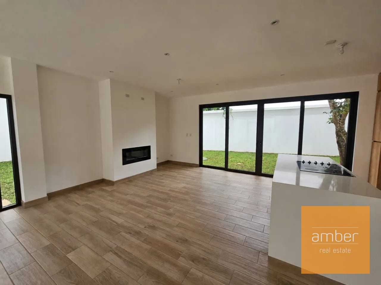 Casa en Arrazola I, Km.17.5 CAES — Casa en Venta en Arrazola I, Carretera a El Salvador, Guatemala, Ciudad — foto 1 de 13