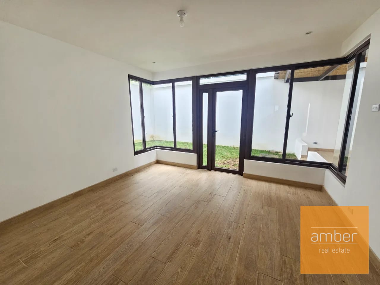 Casa en Arrazola I, Km.17.5 CAES — Casa en Venta en Arrazola I, Carretera a El Salvador, Guatemala, Ciudad — foto 4 de 16