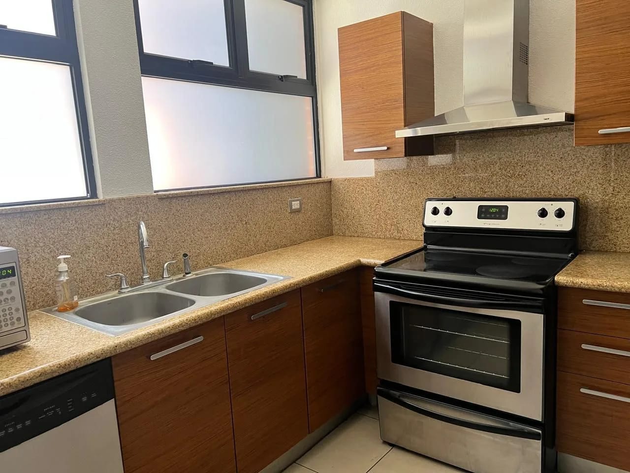 Casa en venta, Edificio Dalí, zona 14 — Apartamento en Venta en Dalí, Zona 14, Guatemala, Ciudad — foto 3 de 8