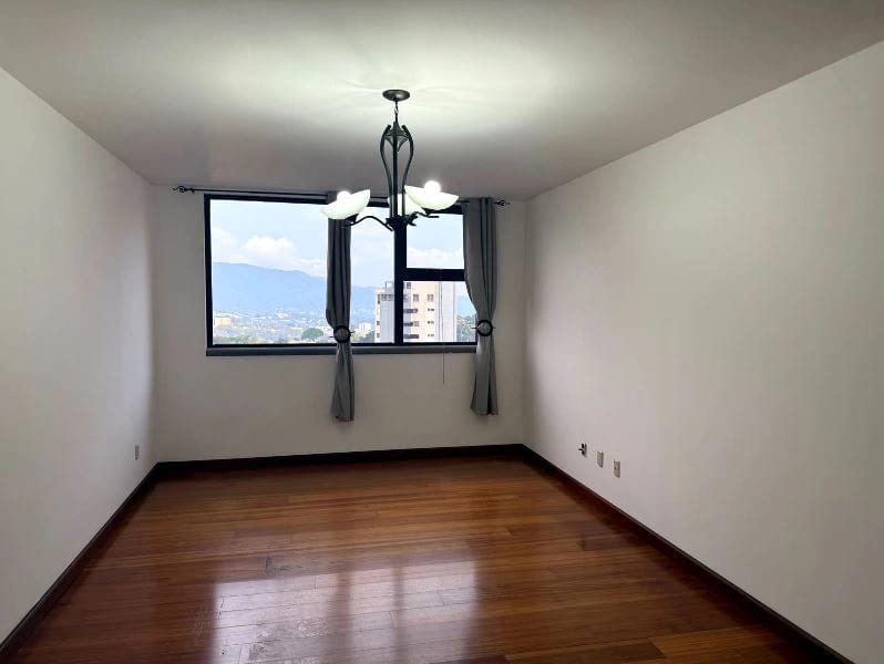 Apartamento en Alquiler, Edificio Bellagio, zona 14 — Apartamento en Alquiler en Bellagio, Zona 14, Guatemala, Ciudad — foto 6 de 13