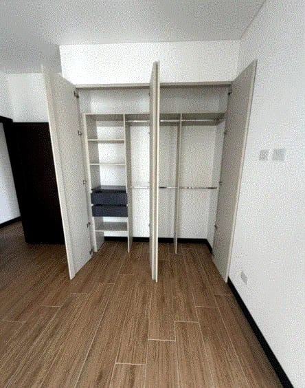 Apartamento en Alquiler, Edificio Lirios de Cayalá 3, zona 16 — Apartamento en Alquiler en Zona 16, Guatemala, Ciudad — foto 8 de 12