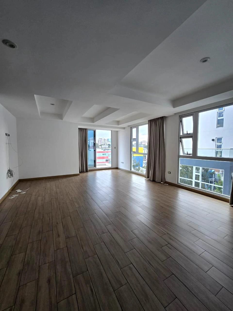 Apartamento en alquiler, Edificio City Haus, zona 10 — Apartamento en Alquiler en City Haus, Zona 10, Guatemala, Ciudad — foto 1 de 10