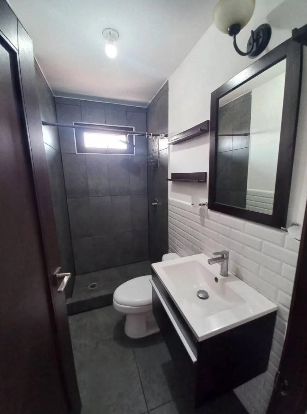 Apartamento en Alquiler – Edificio Balmes 47, Zona 11 — Apartamento en Alquiler en Balmes 47, Zona 11, Guatemala, Ciudad — foto 6 de 13