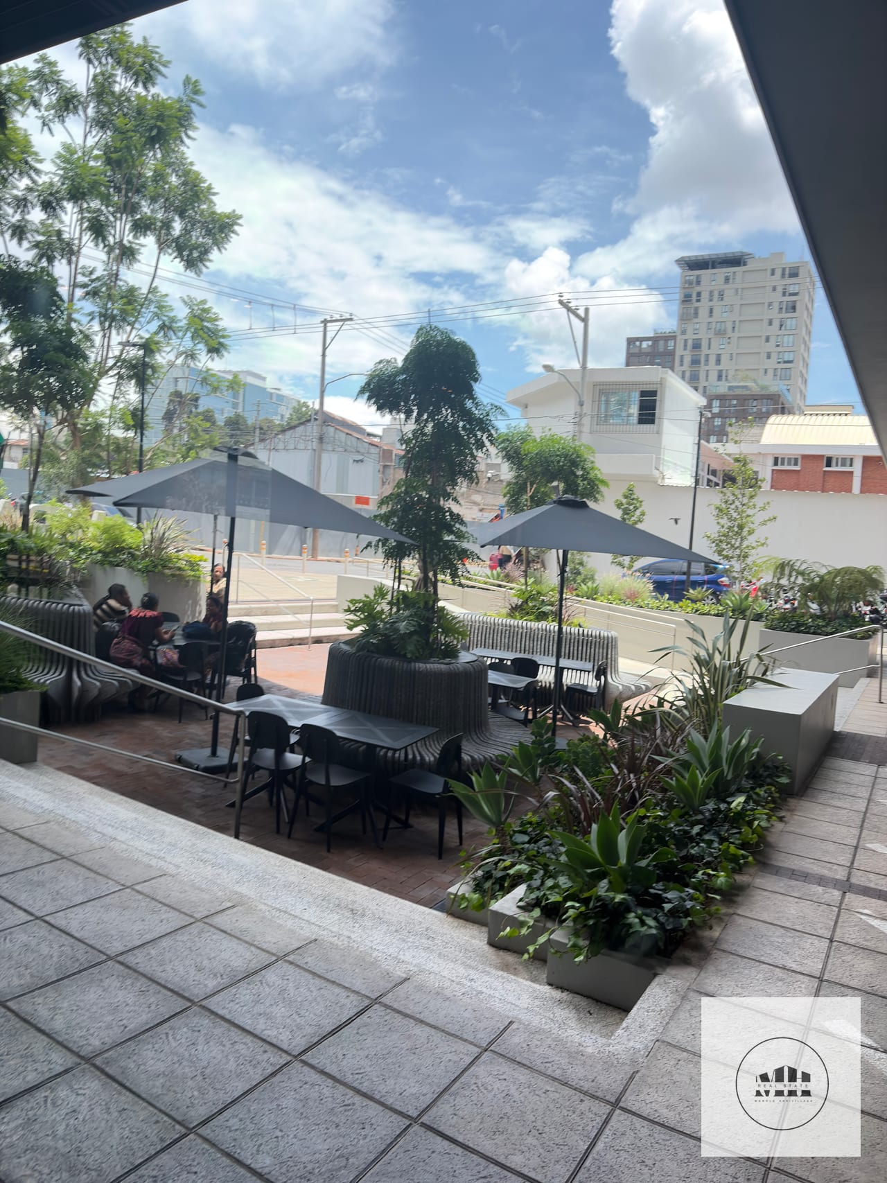 Bello Apartamento zona 10 amueblado — Apartamento en Alquiler en Mira, Zona 10, Guatemala, Ciudad — foto 4 de 17