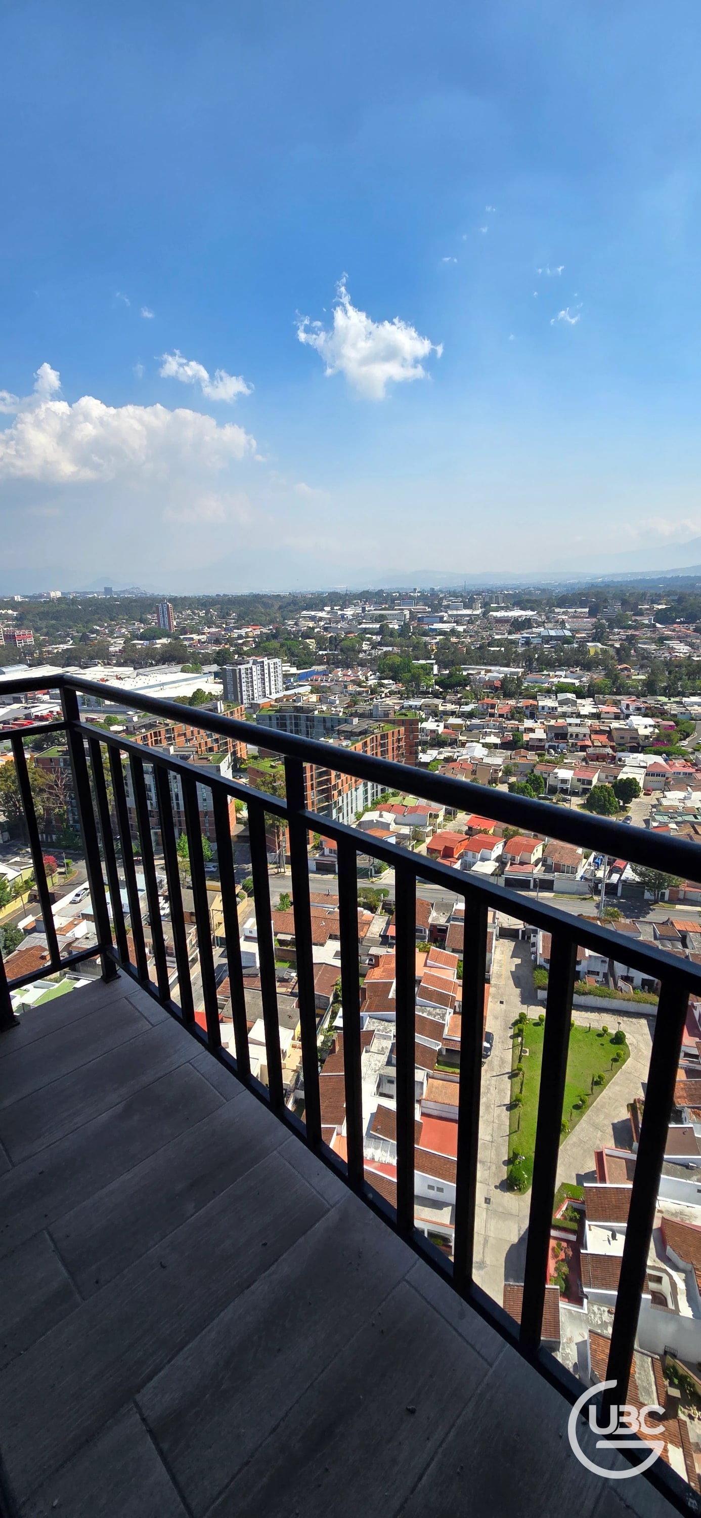Apartamento a estrenar en Altaire Zona 11 — Apartamento en Venta en Zona 11, Guatemala, Ciudad — foto 1 de 14