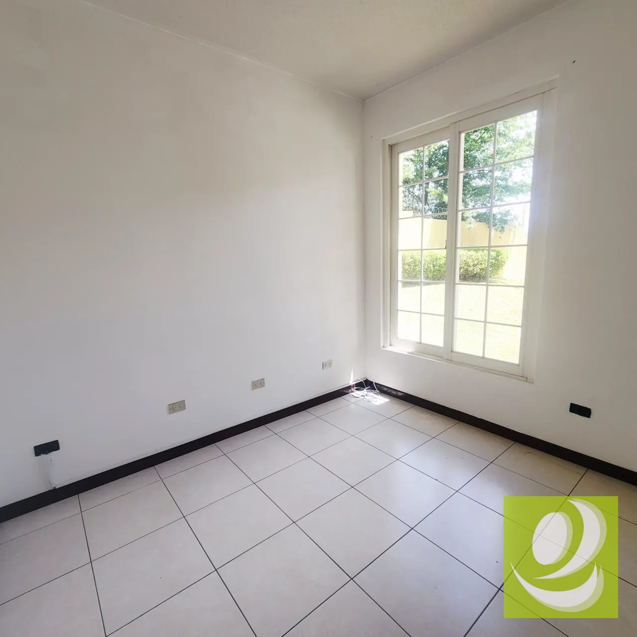 Vendo Casa en CAES ENTRE VERDES — Casa en Venta en Entreverdes, Carretera a El Salvador, Guatemala, Ciudad — foto 9 de 9