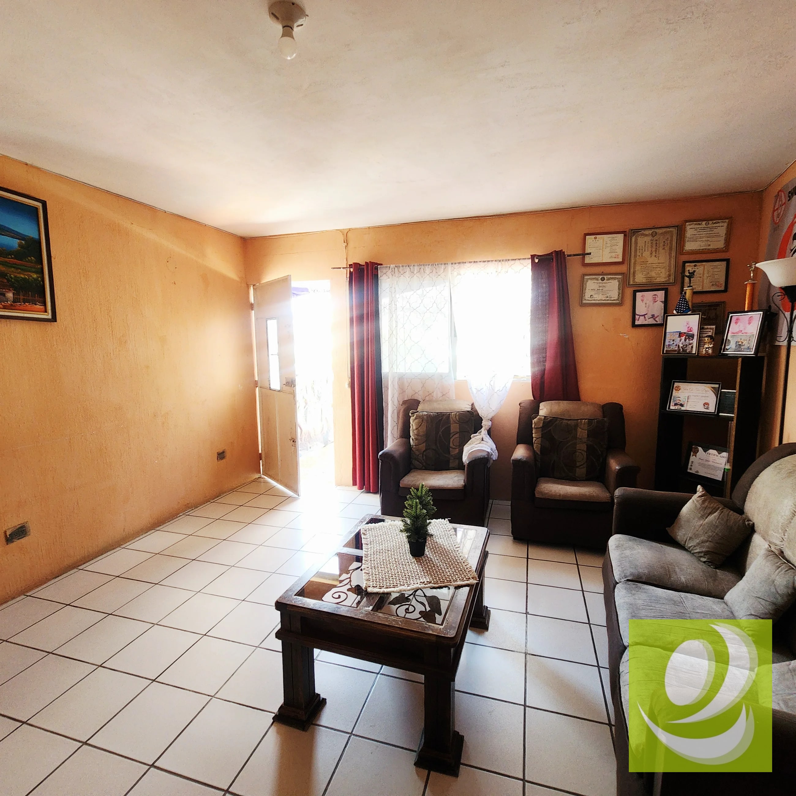 En Venta Casa en la Atlantida zona 18 - 3