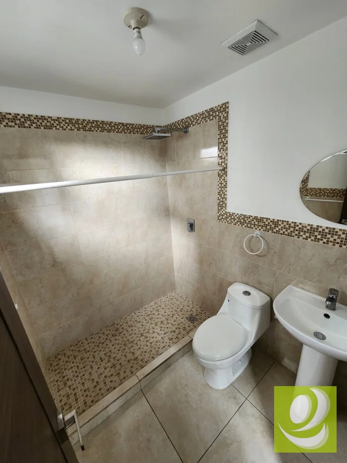 APARTAMENTO EN VENTA/RENTA EN DI FIORI ZONA 7 - 10