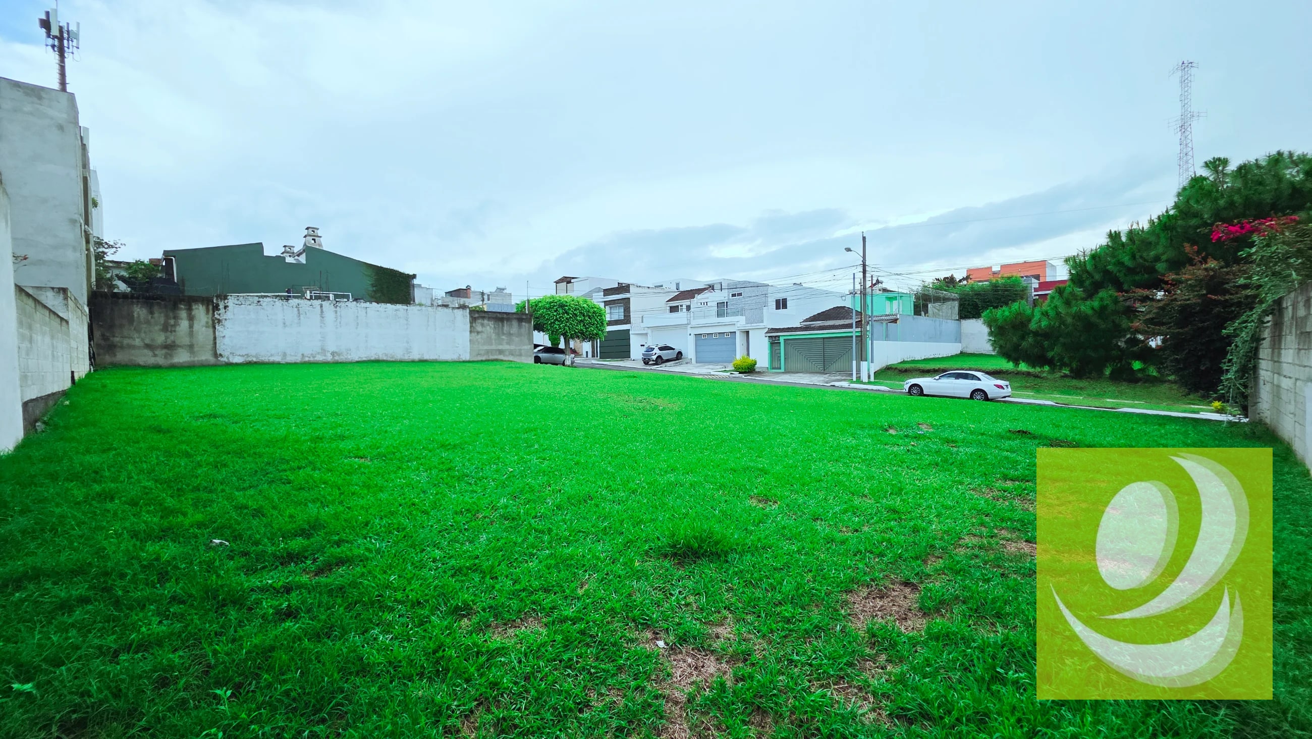2 TERRENO EN VENTA HACIENDA REAL ZONA 16 , Ciudad de Guatemala Q2,200,000.00 (se pueden vender por separado) PVT 010-09-25 - 6