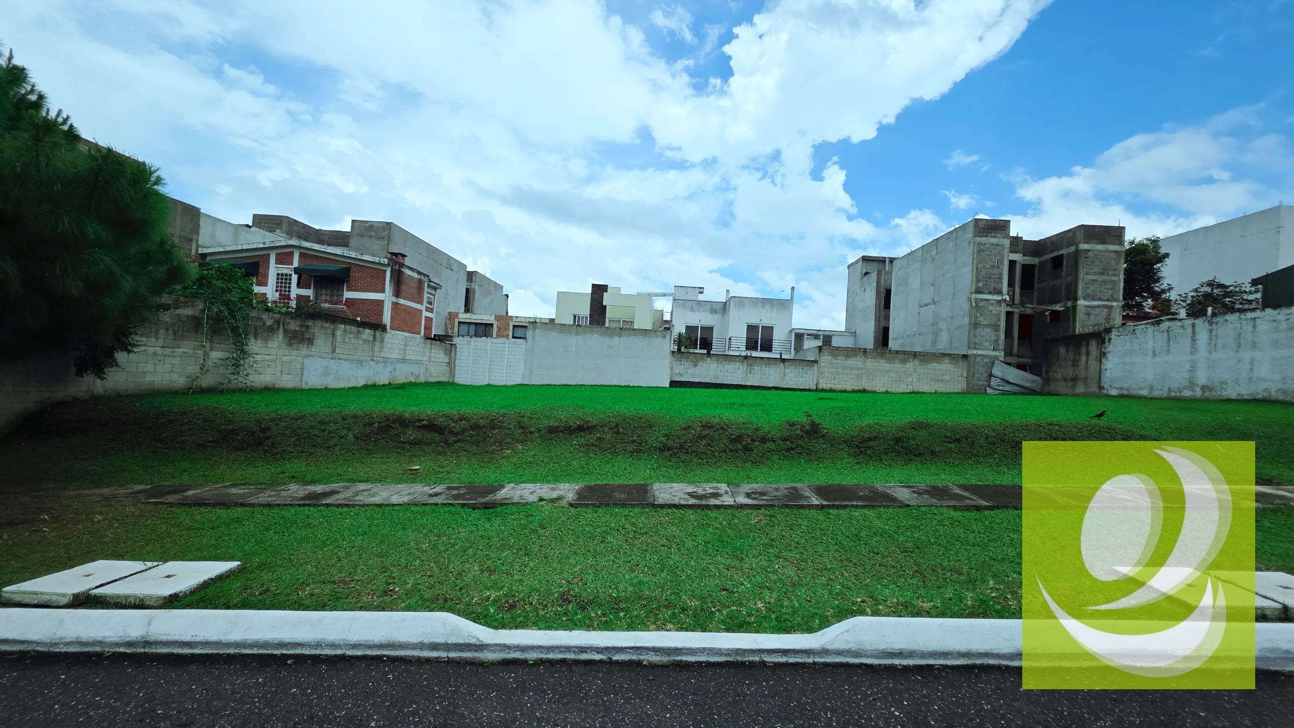 2 TERRENO EN VENTA HACIENDA REAL ZONA 16 , Ciudad de Guatemala Q2,200,000.00 (se pueden vender por separado) PVT 010-09-25 - 2