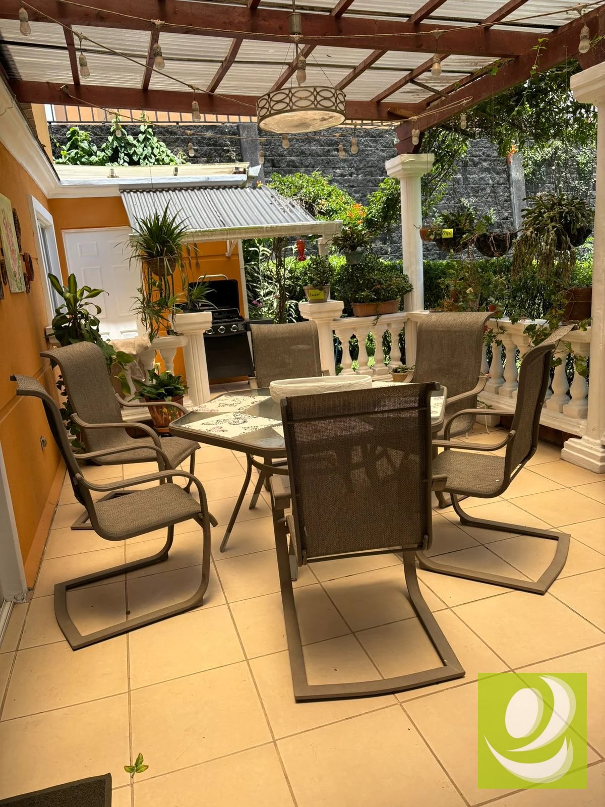 VENDO o RENTO CASA EN CAES EN SAN MARTIN DE ALLENDE - Q1,600,000 - Q6,500 - PMC-003-05-26 — Casa en Alquiler en Carretera a El Salvador, Guatemala, Ciudad — foto 9 de 11