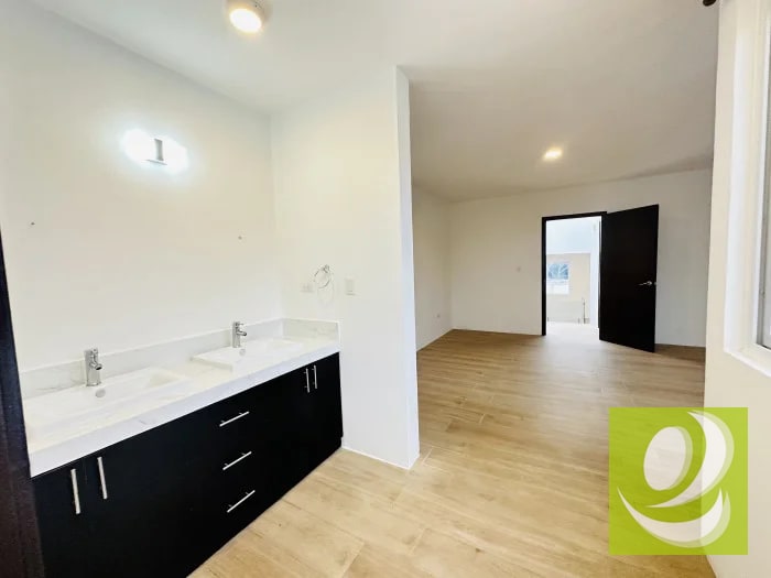 Casa en Venta para Inversión en La Fontana Km 25 CAES — Casa en Venta en Santa Catarina Pinula, Guatemala, Ciudad — foto 6 de 16